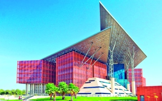 الصورة: فتاة تطالب برد 48 ألف درهم ثمن حقيبة يد لم تتسلمها