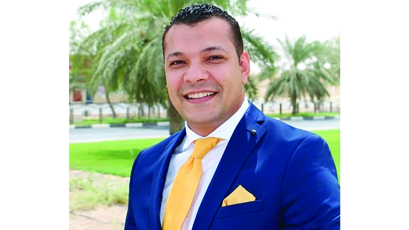 تامر أبوبكر: يجب أن يوازن العميل بين احتياجه للراحة من عبء الدين، وعدم قدرته على تحمّل فوائد أكبر أو استقطاع أعلى.