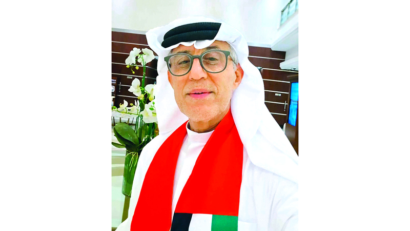 المشجع إسحاق الشيزاوي: أقود الدراجات النارية منذ 30 عاماً، ولم أشعر بتعب الرحلة بمجرد فوز المنتخب على عمان.