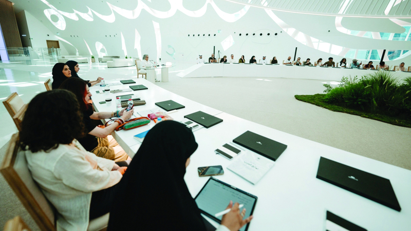 الملتقى منصة معرفية وفنية تُتيح مدّ جسور التواصل بين العقول العربية المبدعة وجمهورها. من المصدر