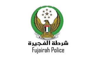 الصورة: وفاة مواطن وإصابة 4 آخرين في حادث تصادم بالفجيرة