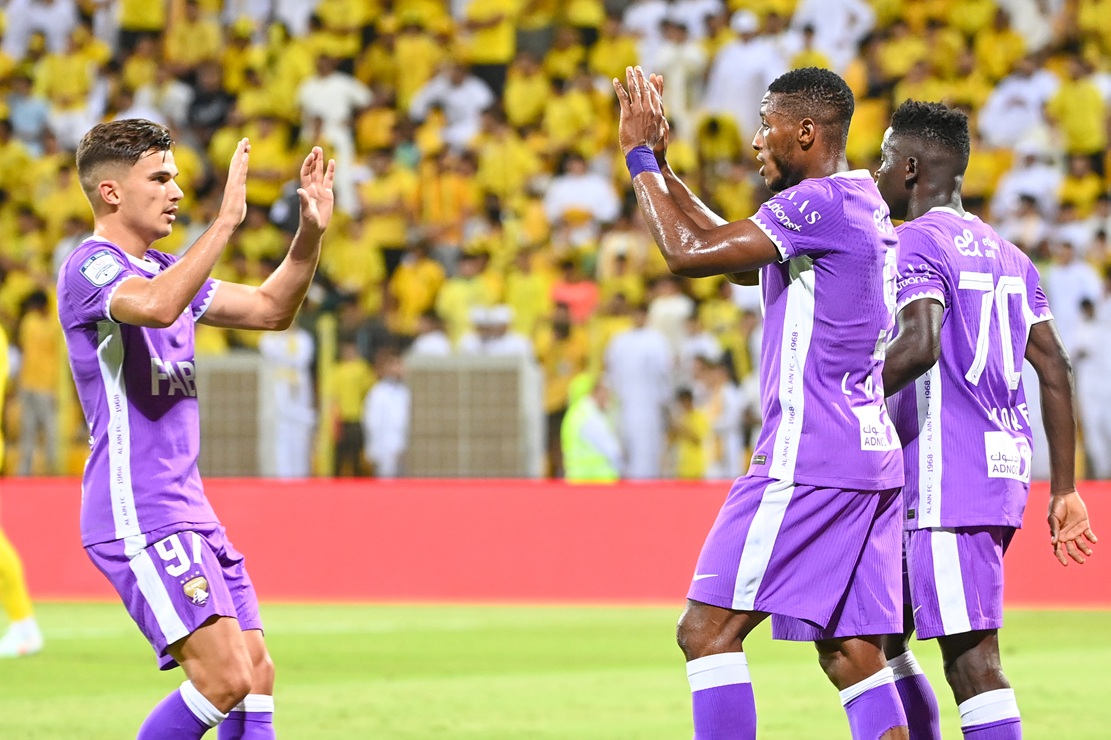 العين يعتلي صدارة مجموعته الخليجية بفوزه المثير على القادسية الكويتي