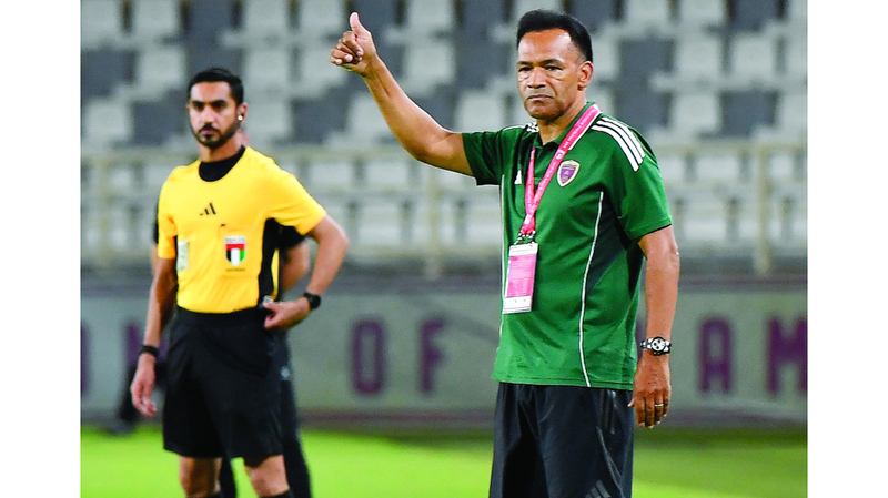 خوسيه مورايس يقود الوحدة لتحقيق نتائج جيدة في الموسم الجاري.  الإمارات اليوم