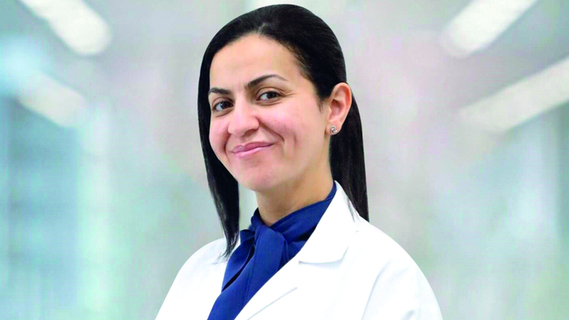 الرموش الاصطناعية.. تريند تجميلي ينتهي بحرق الجفون والعمى الجزئي