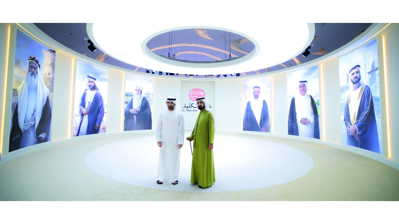 محمد بن راشد خلال حفل إطلاق «دارة آل مكتوم» بحضور حمدان بن محمد. وام