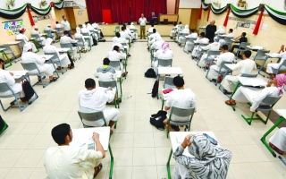 الصورة: اختبارات نهاية الفصل الدراسي الأول «عن بُعد» في «حالتين فقط»