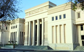 الصورة: الحكم لأم 6 أطفال بزيادة النفقة وأجرة المسكن وخادمة وكسوة عيد