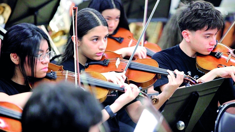 الأوركسترا الوطنية للشباب- دبي. أرشيفية