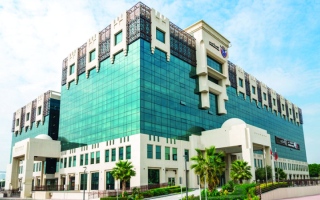 الصورة: إلزام عربي بسداد 2.3 مليون درهم بسبب خطأ متعمد في شيك