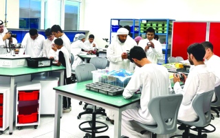 الصورة: من الصف إلى سوق العمل.. «أسبوع المهن» يجسر الفجوة بين التعليم والوظيفة