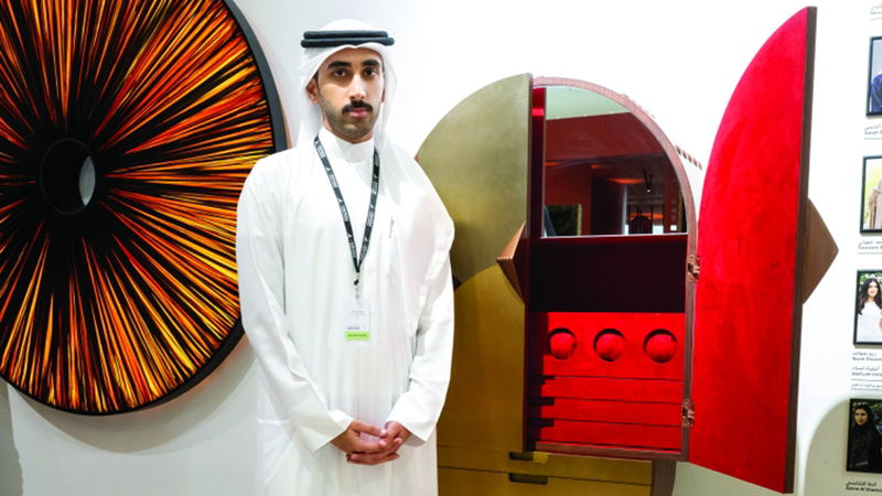 جاسم النقبي يشارك بتصميم مستوحى من &laquo;سوار حبة الهيل&raquo;، وهو نوع من أنواع الذهب الإماراتي.