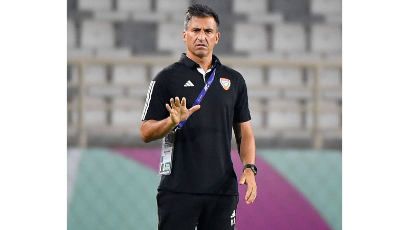 المدرب الأوروغوياني مارسيلو برولي.  من المصدر