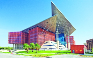 الصورة: موظفة تختلس 36.9 ألف درهم من شركة تمتلك حق وكالتها