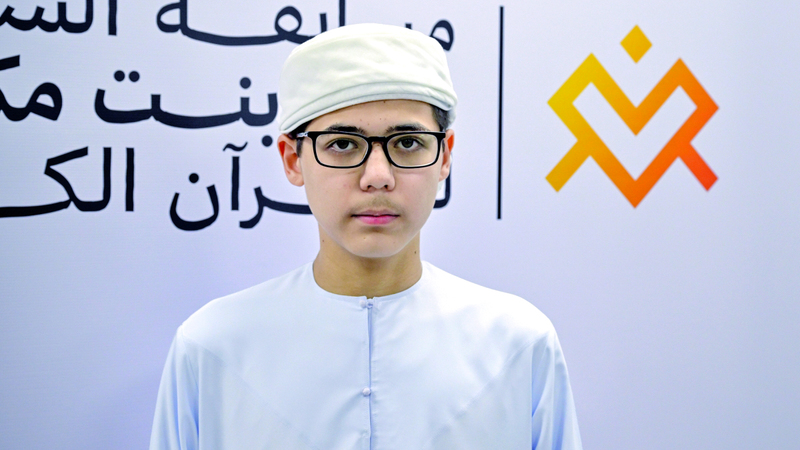 إدريس عبدالله: ختمتُ حفظ القرآن في الثامنة من عمري، والتحدي الأكبر هو الاستمرار في المراجعة.