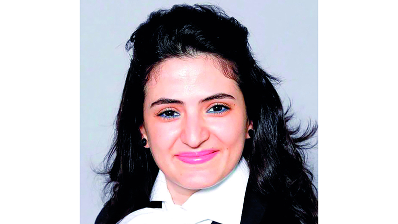 ريبال العطا: استخدام التقنيات الحديثة يسهم في رصد مَوَاطن الضعف في القراءة والكتابة والتعبير لدى طلبة اللغة العربية.