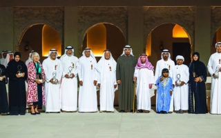 الصورة: رئيس الدولة: نحتفي بصناع الخير والأمل مستلهمين إرث زايد