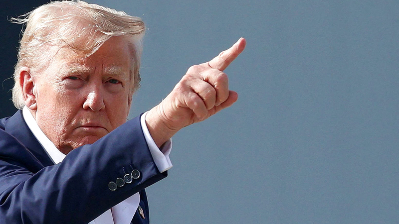 أنصار ترامب يشجعونه علناً على تبني نهج أكثر &laquo;ملكية&raquo;. رويترز