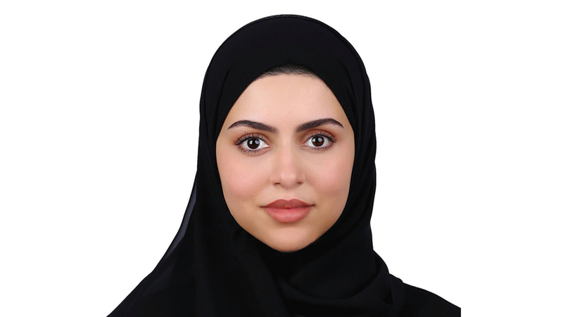 موزة المرزوقي: مع التحول إلى وسائل التواصل الاجتماعي، طفت ظواهر سلبية تتعدى الحدود الجغرافية والثقافية.