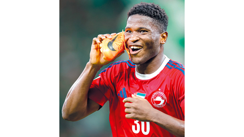 تدخلات النمر تُربك «الراقي».. وكامارا يُعيد الابتسامة لجماهير الشارقة