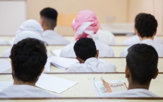 الصورة: مدارس تشدّد على الطلبة تسليم الإجازات المرضية الأصلية استعدادًا لرفعها لـ"التربية"