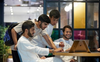 الصورة: "نيويورك أبوظبي" تحقق زيادة قياسية في معدلات تسجيل الطلبة المواطنين ببرامج البكالوريوس