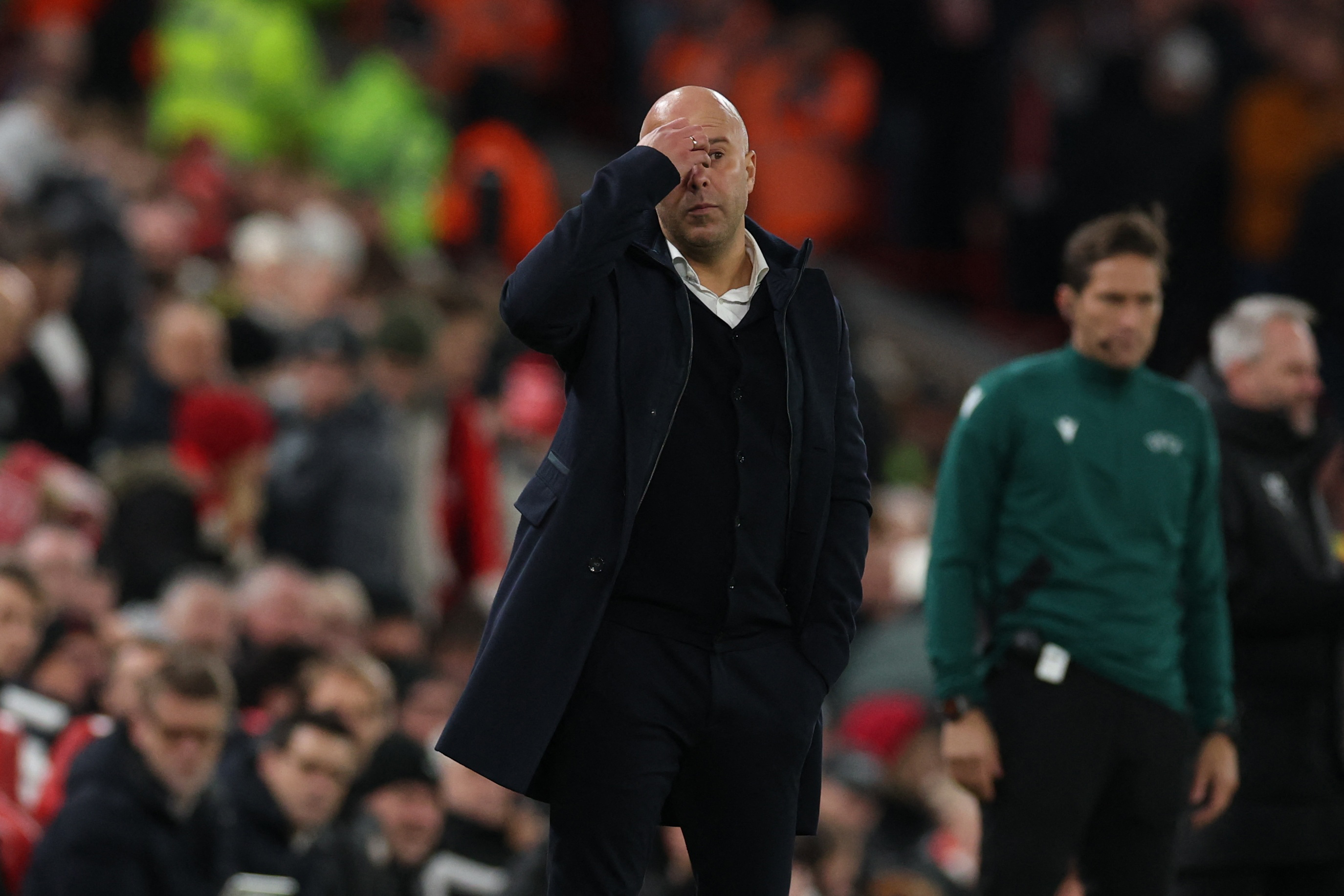 رغم صافرات الاستهجان.. مدرب ليفربول: لا أخشى الإقالة