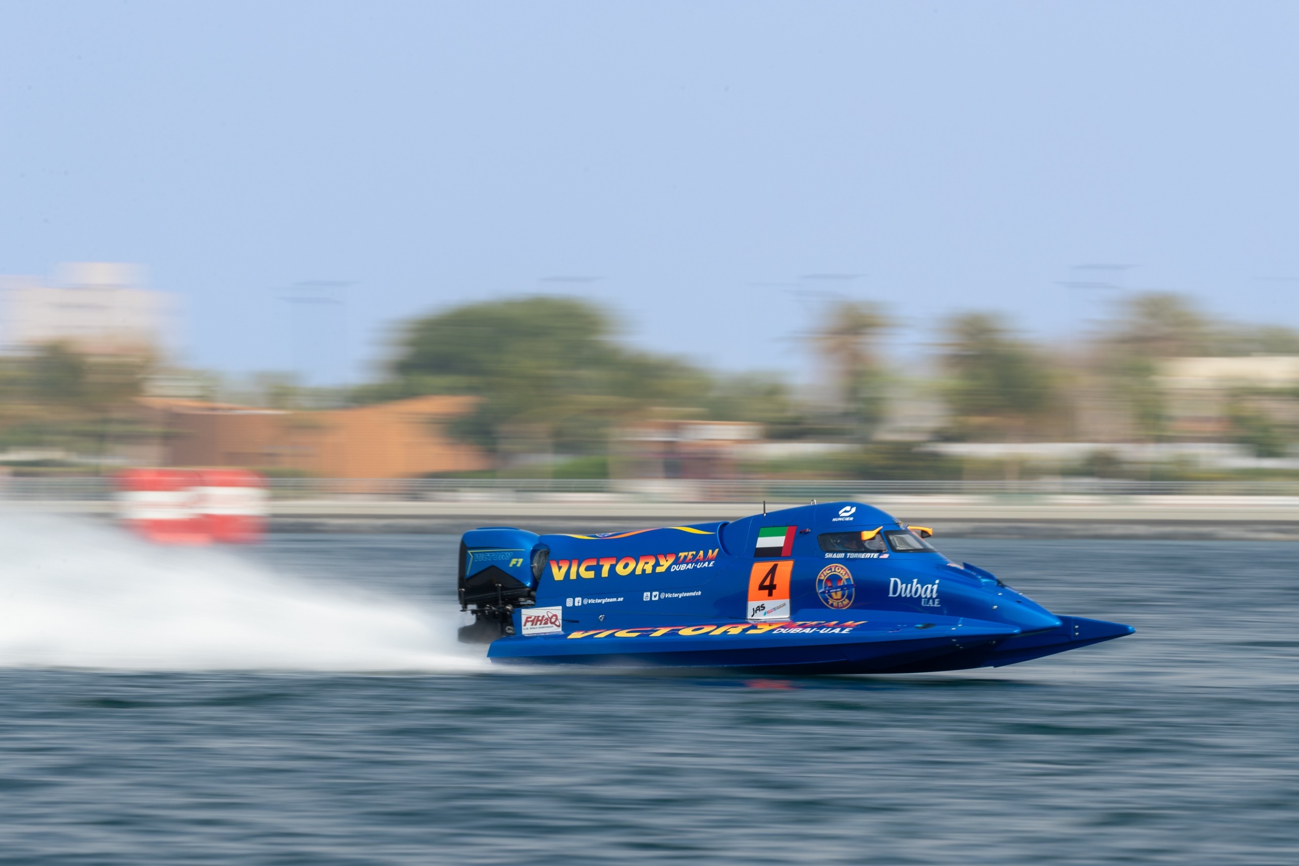 "فيكتوري تيم" يتصدر التجارب الحرة في جولة جدة لـ "الفورمولا 1"