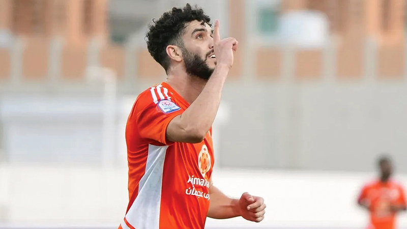 المغربي وليد أزارو (عجمان). من المصدر