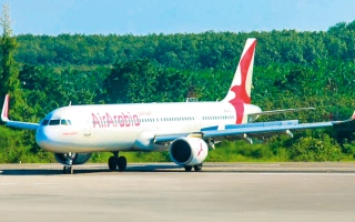 الصورة: «العربية للطيران» تدشّن رحلاتها اليومية بين الشارقة وكرابي