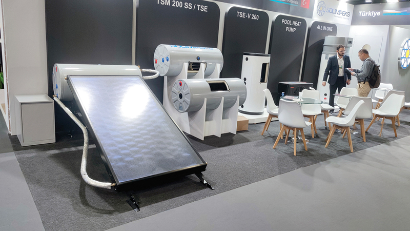 المعرض شهد عرض منتجات مبتكرة تتوافق مع ترشيد استخدام المياه. الإمارات اليوم