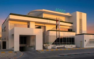 الصورة: "أبوظبي للخلايا الجذعية" يطور علاجا مناعيا لمرض التصلّب المتعدّد