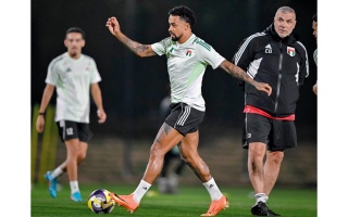 الصورة: المنتخب يؤدي تدريبه الأخير اليوم تحضيراً لـ «النشامى» غداً