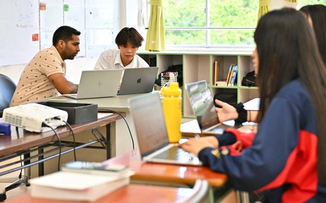 الصورة: أوكيناوا تجذب عائلات طوكيو الباحثة عن تعليم دولي