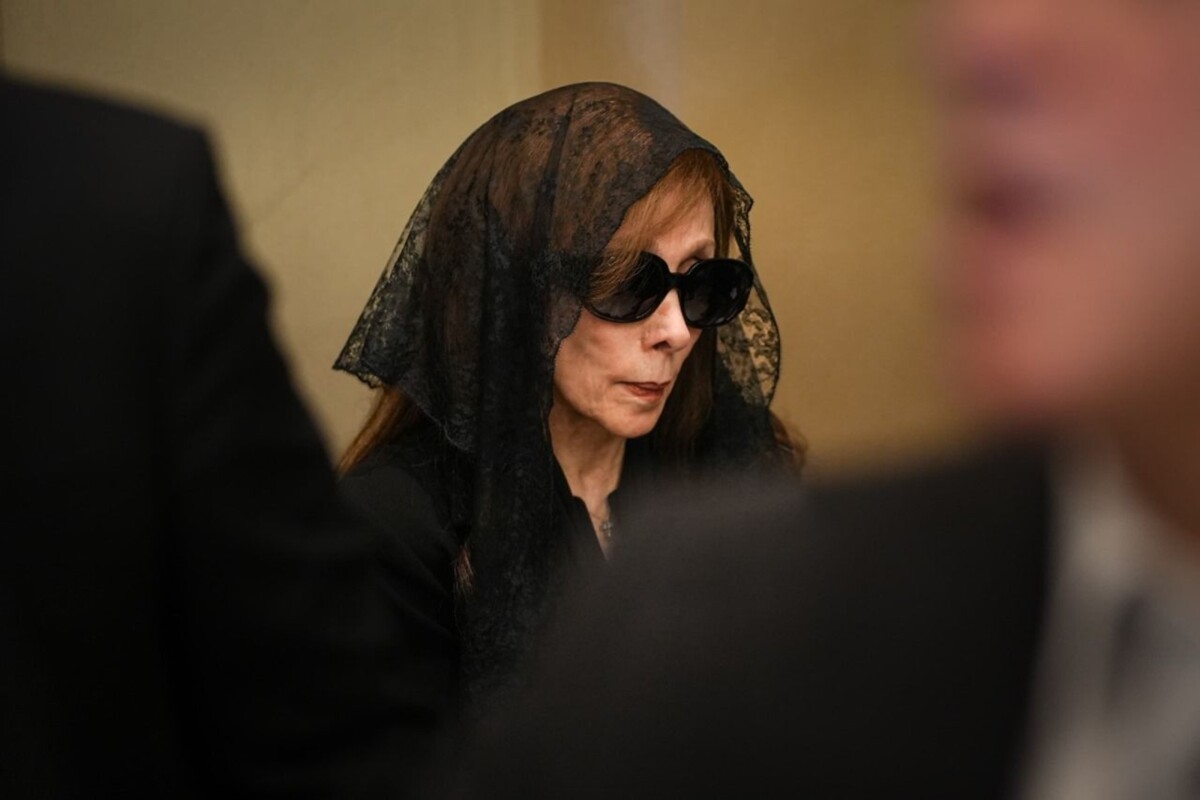 ″ليس لديها أموال لشراء منزل”.. حقيقة إقامة فيروز في شقة من الإسكان بعد وفاة زياد الرحباني