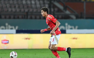 الصورة: لاعب الأهلي يتلقى عرضاً رسمياً من برشلونة