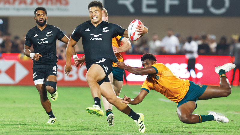 نيوزيلندا تُتوَّج بلقبي بطولة طيران الإمارات لسباعيات دبي للرجبي