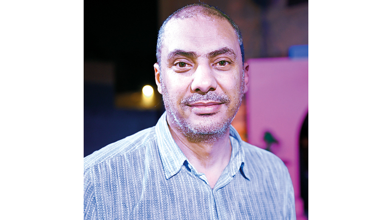 محمد قايد: حاولنا الإضاءة على الكتابة وما تعانيه من ضعف في السوق، وقد تعمدنا طرح وجهة النظر الخاصة بالباحثين عن الفن الحقيقي، وما يلقى الانتشار السريع.