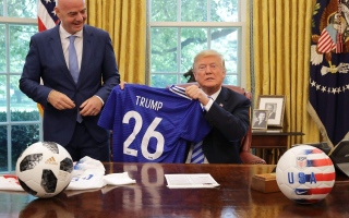 الصورة: ترامب يحضر قرعة كأس العالم 2026
