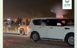 الصورة: سلوكيات طائشة .. شرطة دبي تحجز 49 سيارة وتخالف 3153 سائقاً خلال احتفالات عيد الاتحاد