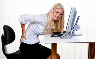 الصورة: 8 "جرائم" ترتكبها يومياً بحق جسمك .. توقف عنها فوراً