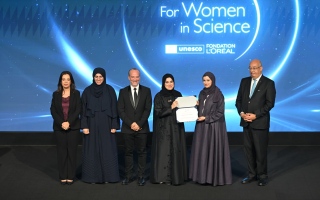 الصورة: عائشة الشحي من مختبرات دبي للمستقبل تفوز بجائزة عالمية في مجال العلوم