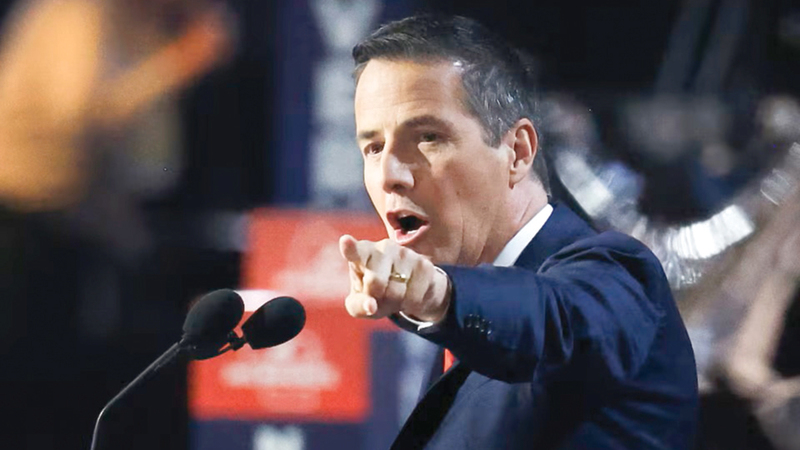 مورينو وصف الجنسية المزدوجة بأنها ولاء منقوص. أرشيفية