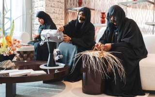 الصورة: «إرثي» يوسع حضور الحِرَف الإماراتية في المشهد العالمي