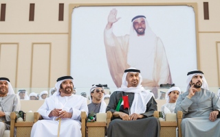 الصورة: رئيس الدولة: بلادنا دائماً بخير وفي خير وعزة والقادم أفضل وأجمل