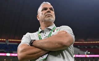 الصورة: كوزمين قبل لقاء مصر بكأس العرب: "الحظ السيئ يلازم منتخب الإمارات"