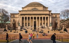 الصورة: تراجع الإقبال الدولي على الجامعات الأميركية يثير مخاوف اقتصادية وتعليمية