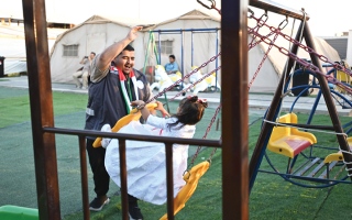 الصورة: المستشفى الإماراتي العائم بالعريش يحتفل مع المرضى بعيد الاتحاد الـ 54