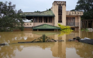 الصورة: سريلانكا تكشف عن خطة إغاثة للمتضررين من الإعصار المدمر