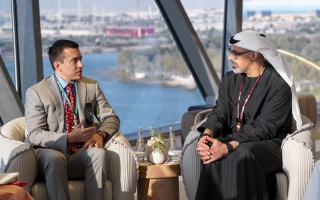 الصورة: خالد بن محمد بن زايد يستعرض مع رئيس الإكوادور علاقات التعاون والصداقة بين البلدين