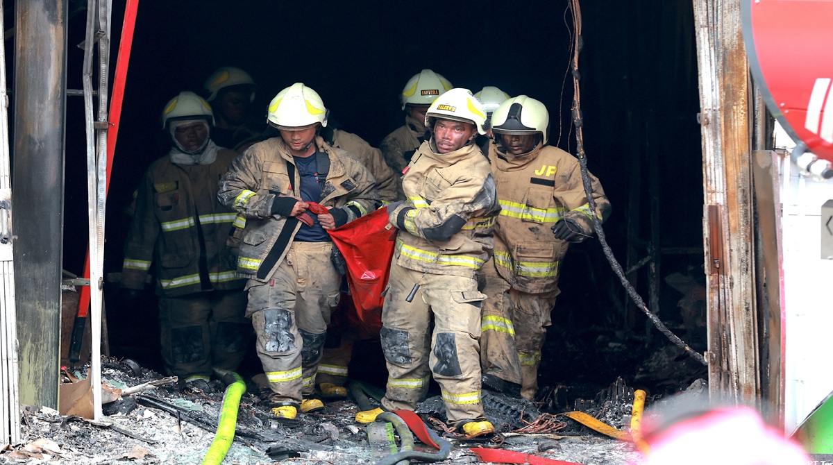 الشرطة الإندونيسية تعلن مقتل 17 إثر اندلاع حريق بمبنى في جاكرتا